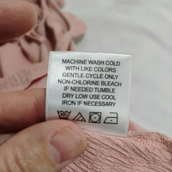 Women's Pink Ruffle Top and Shorts Set - Picture 5 of 15